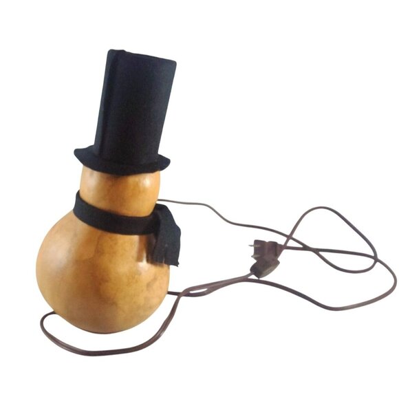 Rustic Handcrafted Gourd Snowman Lamp by Meadow Brook Gourds With Black Felt Top - Picture 3 of 15